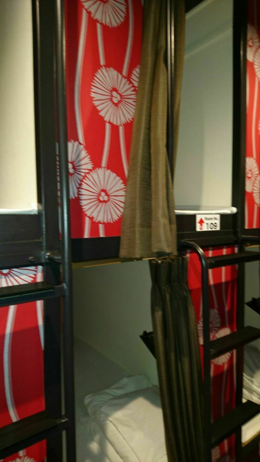 Capsule Hotel Hatagoya Tokyo prefektur Exteriör bild